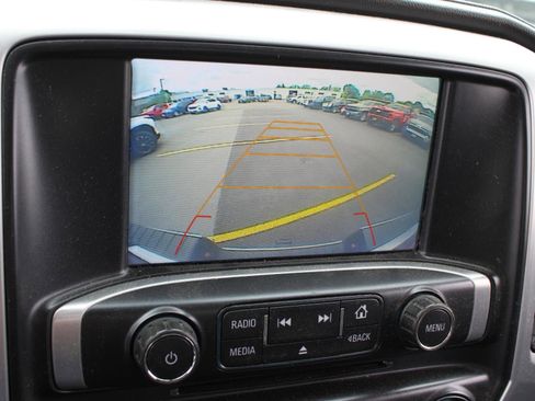 Used 2017 GMC Sierra 2500 SLE w/ SLE Convenience Package AWD/4WD image 12