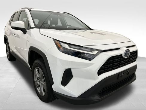 Used 2024 Toyota RAV4 XLE image 7