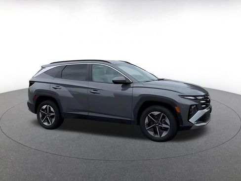 Used 2025 Hyundai Tucson SEL image 2