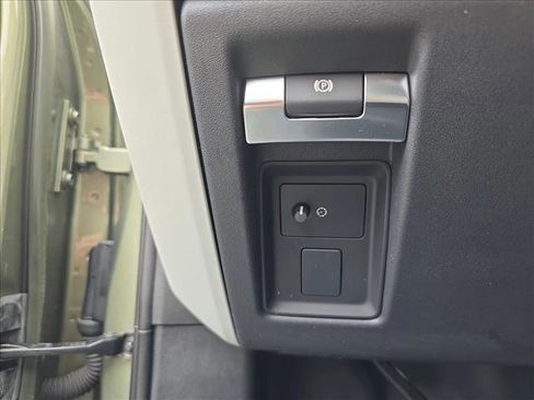 Certified 2023 Land Rover Defender 110 S AWD/4WD image 24