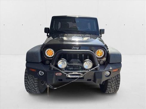 Used 2014 Jeep Wrangler Unlimited Rubicon image 10