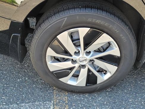 Used 2019 Nissan Altima 2.5 S AWD/4WD image 9