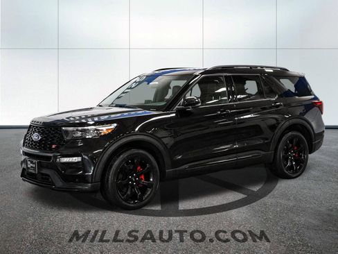Used 2023 Ford Explorer ST w/ Equipment Group 401A AWD/4WD image 2