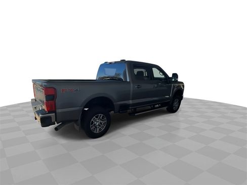 Used 2025 Ford F250 Lariat image 8