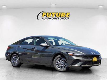 New 2025 Hyundai Elantra Blue