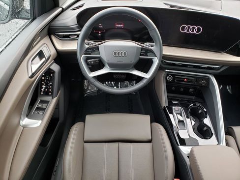 New 2025 Audi Q5 Premium Plus image 10