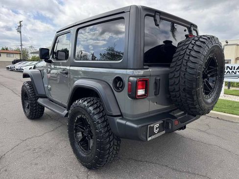 Used 2020 Jeep Wrangler Sport image 4