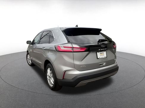 Used 2024 Ford Edge SEL AWD/4WD image 11