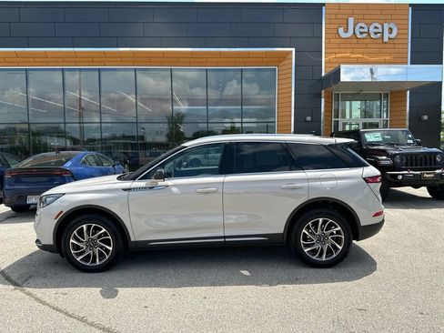 Used 2020 Lincoln Corsair AWD w/ Equipment Group 101A image 10