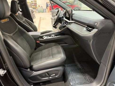 New 2026 Ford Explorer Tremor w/ Tremor Ultimate Package AWD/4WD image 19