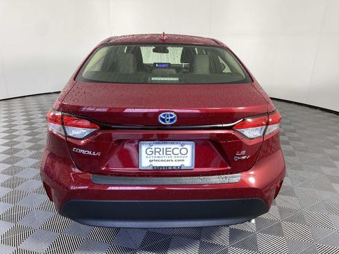 Used 2025 Toyota Corolla LE w/ LE Premium Package AWD/4WD image 7