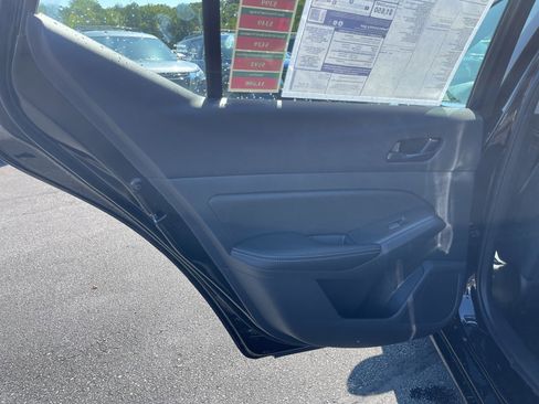 New 2025 Nissan Altima 2.5 SV w/ SV Premium Package image 13