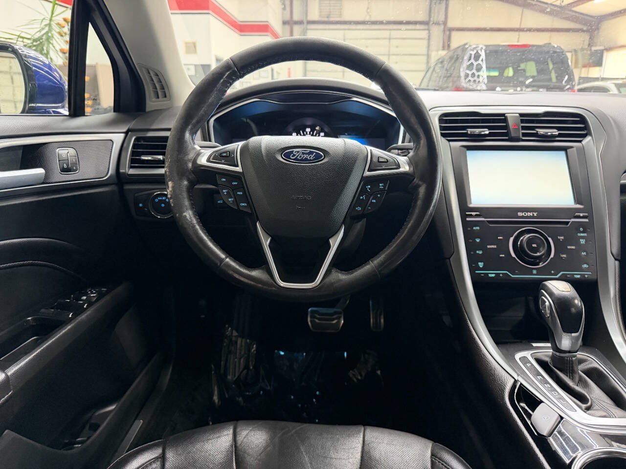 Used 2014 Ford Fusion Titanium FWD image 21
