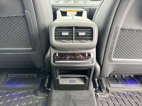 New 2026 Mercedes-Benz GLE 53 AMG 4MATIC image 23
