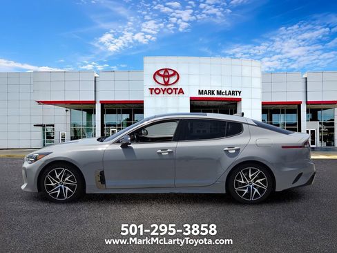 Used 2022 Kia Stinger GT-Line w/ Sun & Sound Package RWD image 2