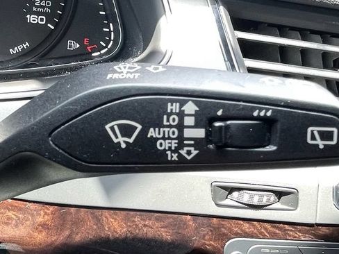 Used 2018 Audi Q7 2.0T Premium Plus w/ Premium Plus Package AWD/4WD image 22