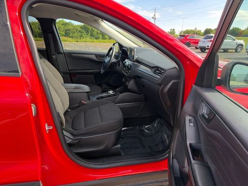 Used 2024 Ford Escape Active AWD/4WD image 10
