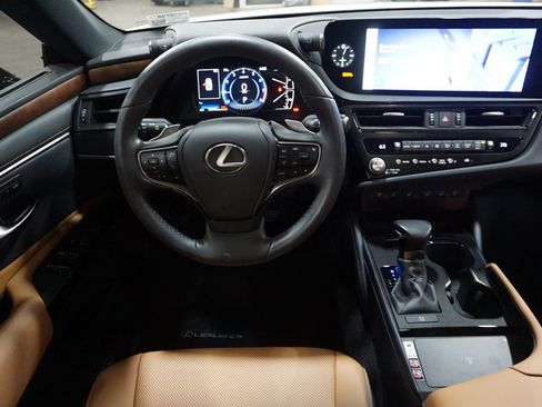 Used 2023 Lexus ES 350 w/ Premium Package FWD image 6