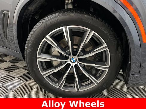 Used 2022 BMW X5 xDrive40i w/ M Sport Package image 50
