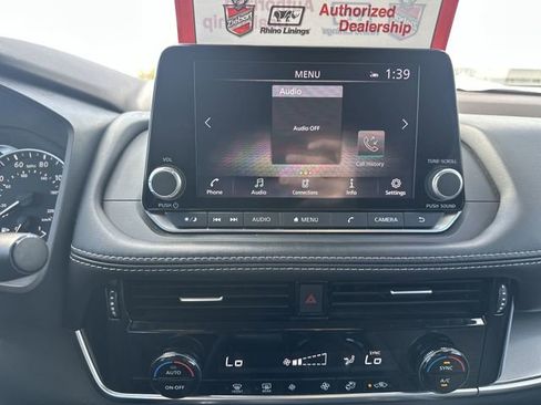 Certified 2022 Nissan Rogue SV image 14