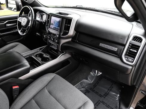 Used 2021 RAM 1500 Big Horn AWD/4WD image 9