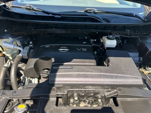 Used 2015 Nissan Murano SV w/ Premium Package FWD image 19