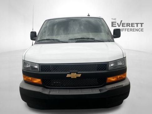 New 2025 Chevrolet Express 2500 w/ Driver Convenience Package image 7