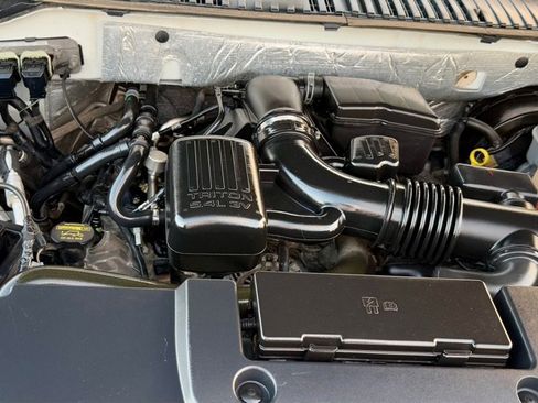 Used 2011 Ford Expedition EL XL image 17