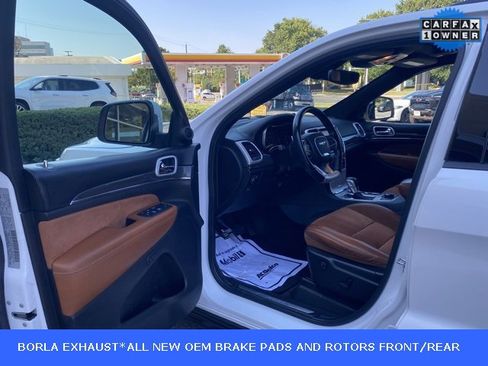 Used 2018 Jeep Grand Cherokee SRT w/ Trailer Tow Group IV image 15