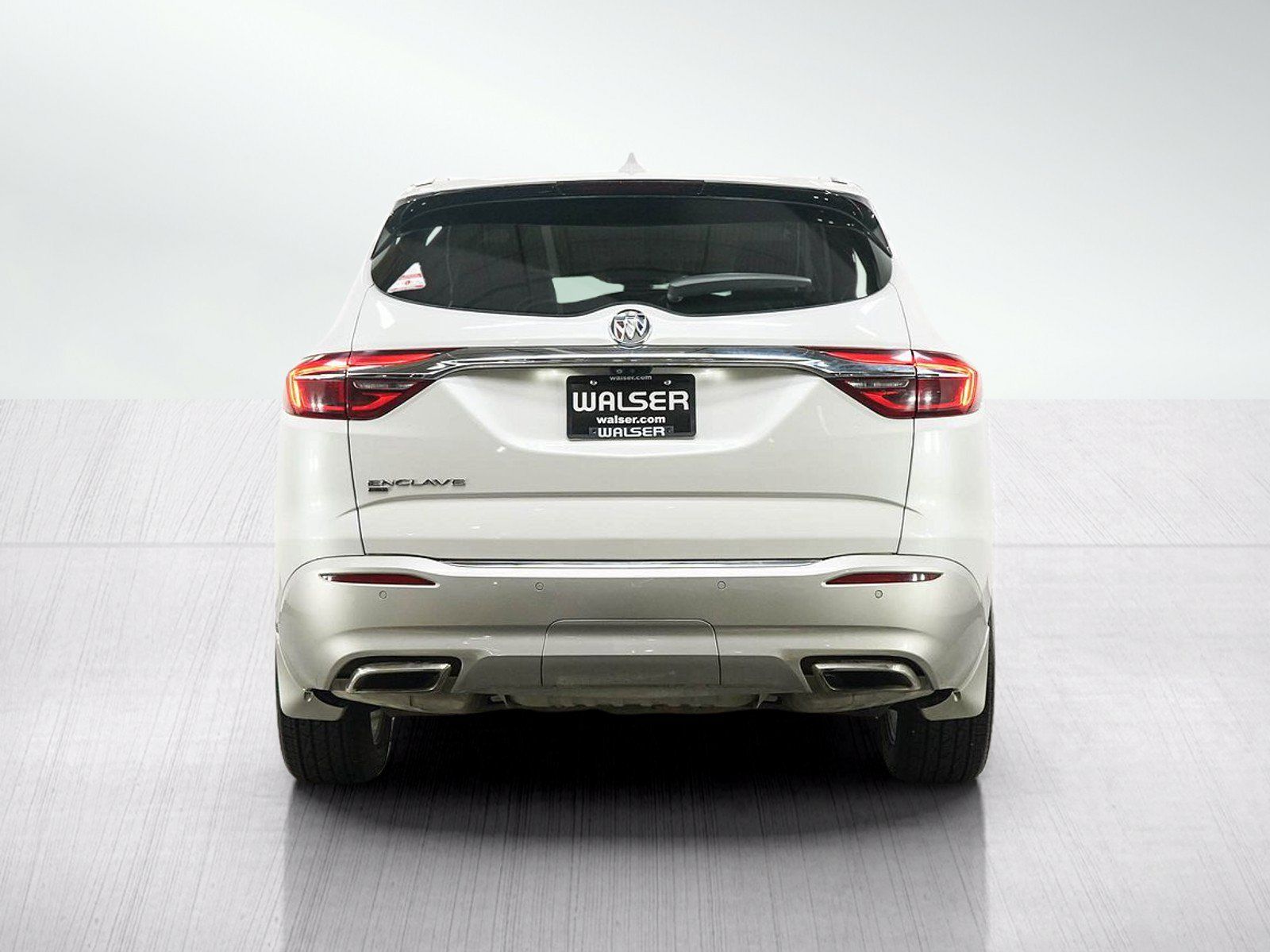 Used 2020 Buick Enclave Premium w/ Surround and Sites Package AWD/4WD image 4