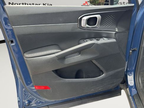 Used 2024 Kia Sorento S w/ Panoramic Sunroof Package AWD/4WD image 28