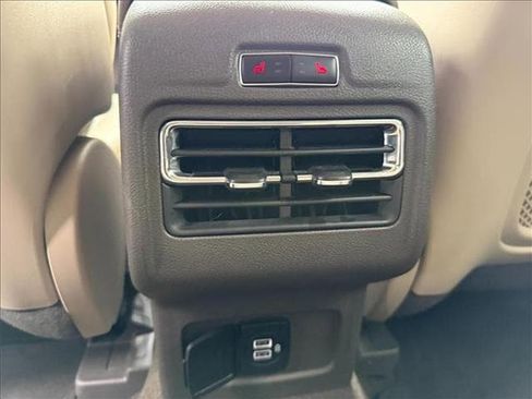 Used 2021 Lincoln Corsair FWD w/ Equipment Group 101A image 19