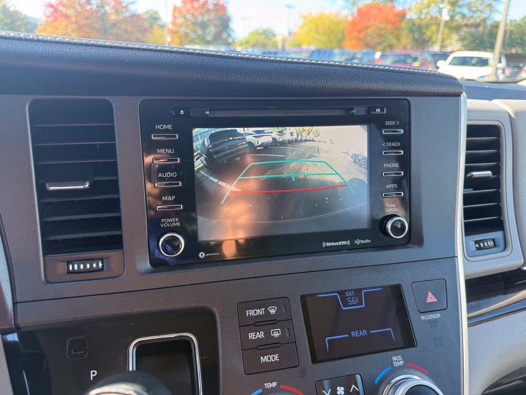 Used 2018 Toyota Sienna XLE w/ XLE Navigation Package AWD/4WD image 23