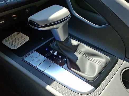 New 2026 Hyundai Elantra Sport FWD image 7