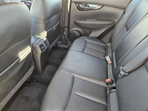 Used 2022 Nissan Rogue Sport SL w/ Premium Package image 20