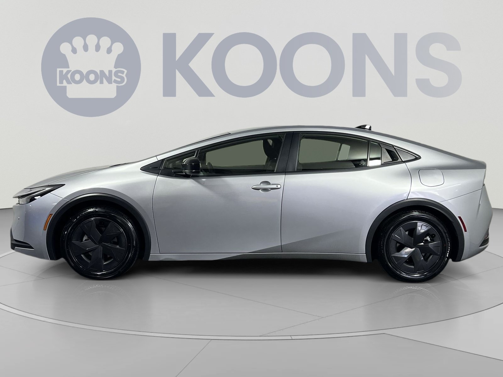 Used 2026 Toyota Prius LE FWD image 7