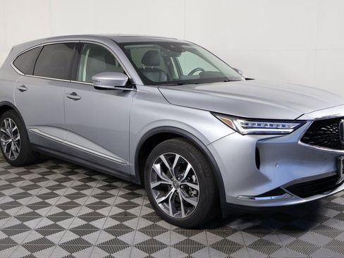 Used 2023 Acura MDX SH-AWD w/ Technology Package image 3