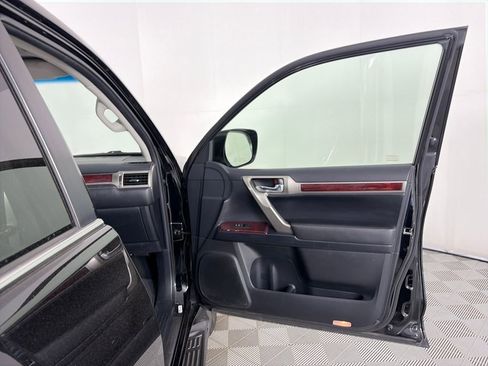 Used 2012 Lexus GX 460 w/ Convenience Pkg image 30