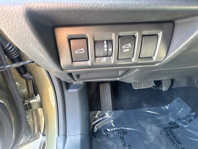 Used 2024 Subaru Outback Limited w/ Popular Package #2 AWD/4WD image 18