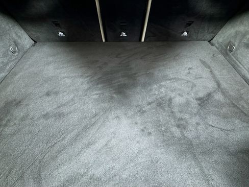 Used 2018 Mercedes-Benz GLC 300 4MATIC w/ Premium Package image 33