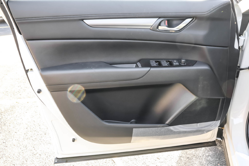 Used 2025 MAZDA CX-5 AWD 2.5 S w/ Select Package image 25