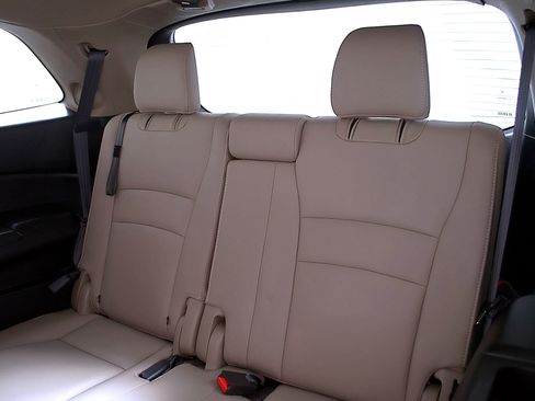 Used 2022 Honda Pilot Touring image 21
