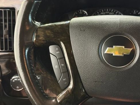 Used 2017 Chevrolet Express 2500 RWD image 14
