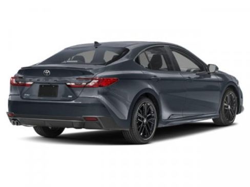 Used 2025 Toyota Camry SE FWD image 5