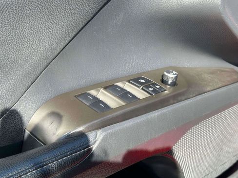 Used 2023 Toyota Camry XSE FWD image 16