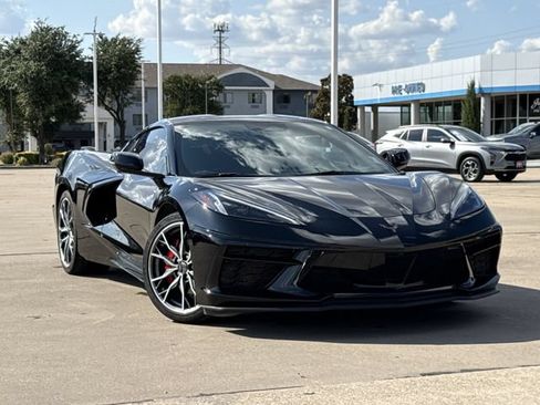 Certified 2024 Chevrolet Corvette Stingray Coupe w/ 1LT RWD image 3