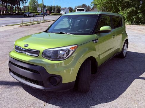 Used 2019 Kia Soul w/ Convenience Package image 1