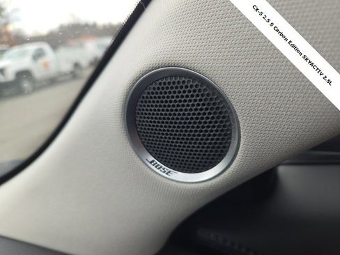 Used 2023 MAZDA CX-5 Carbon Edition image 16