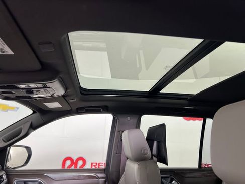 Used 2021 Chevrolet Tahoe LT w/ LT Signature Package image 23