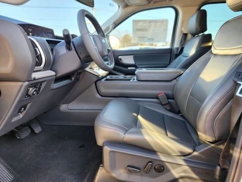 New 2025 Ford Expedition Max Active image 17